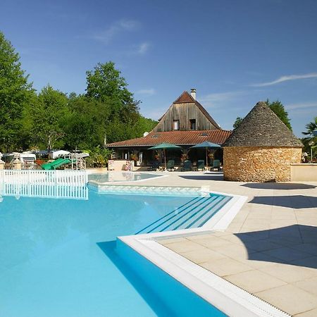 Hôtel Camping Sunissim Le Moulin du Roch 5 stars by Locatour à Sarlat Extérieur photo