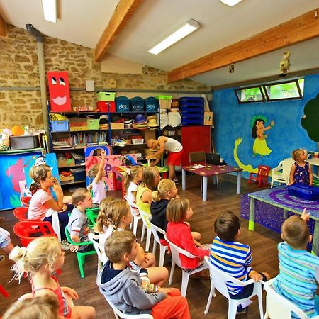Hôtel Camping Sunissim Le Moulin du Roch 5 stars by Locatour à Sarlat Extérieur photo